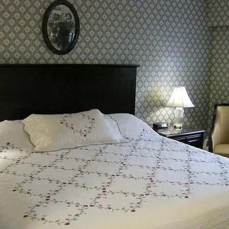 Billy Barker Casino Hotel Quesnel Kültér fotó