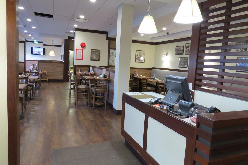 Billy Barker Casino Hotel Quesnel Kültér fotó