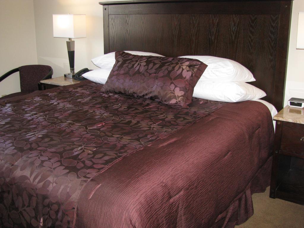 Billy Barker Casino Hotel Quesnel Kültér fotó