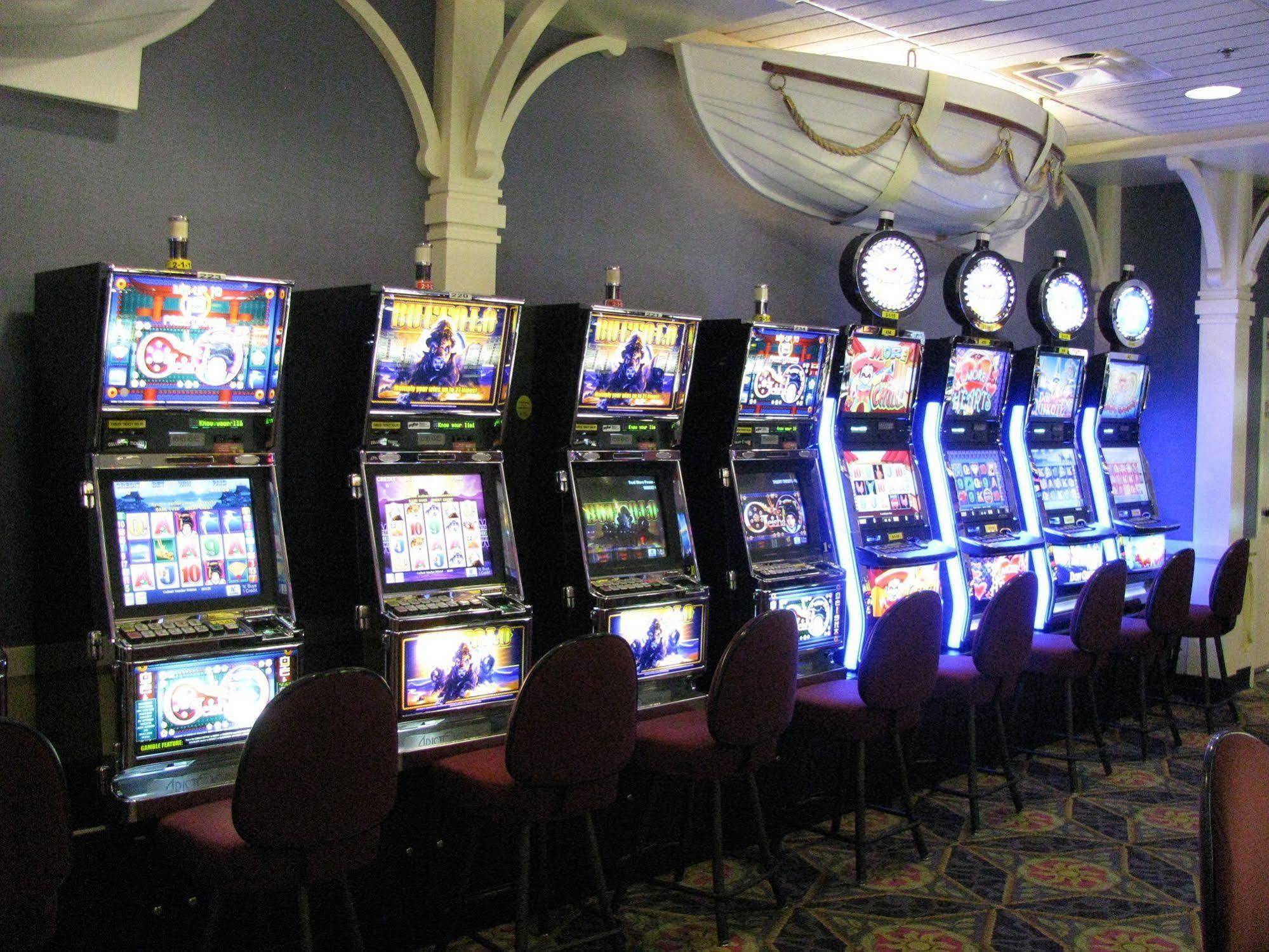 Billy Barker Casino Hotel Quesnel Kültér fotó