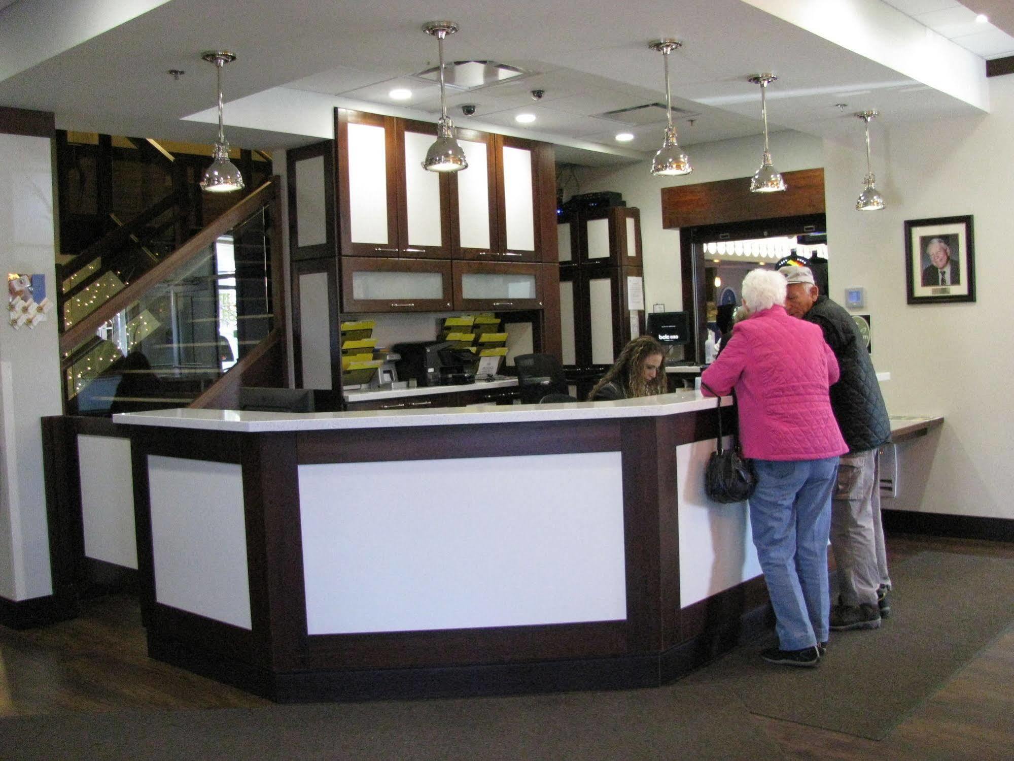 Billy Barker Casino Hotel Quesnel Kültér fotó